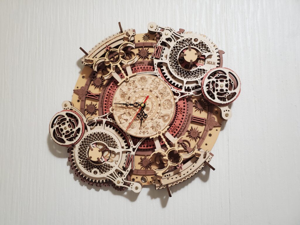 ROKR】木製立体パズル時計 ZODIAC WALL CLOCK ｜ なおきちのゆる日和